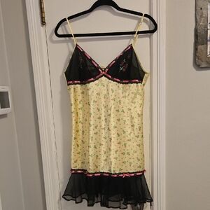 Betsey Johnson Yellow and Black Floral Chemise
